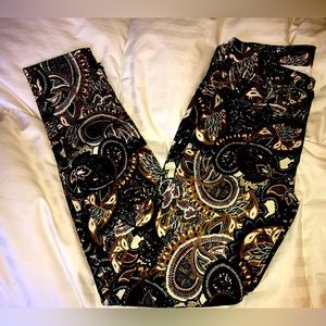 NWOT 7 for all Mankind patterned skinny.  Size 27.